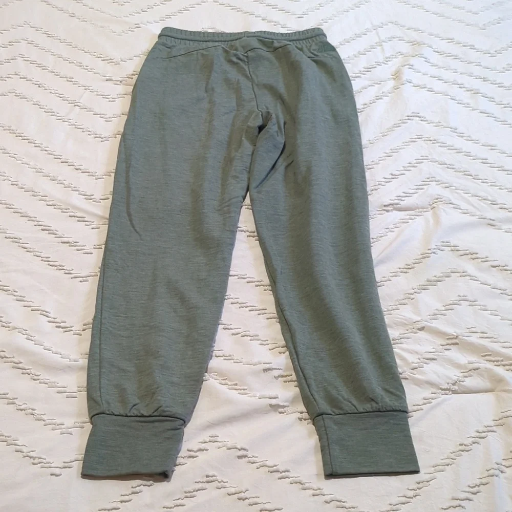 The North Face Joggers XS Olive Green - Picture 2 of 8